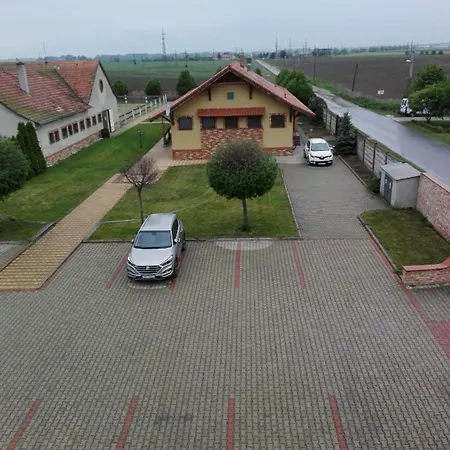 Penzión pre hostí Petrov Grunt Kosuty