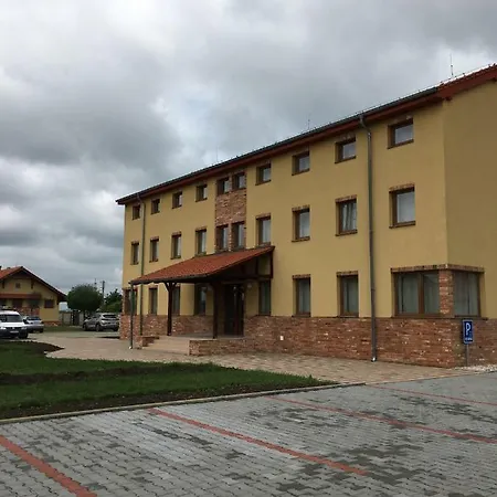 Petrov Grunt Penzión pre hostí